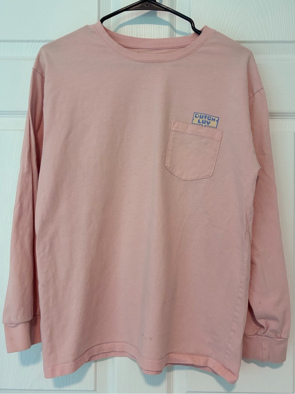 Dutch Bros Women’s Dutch Luv Long-Sleeve Pocket Tee — Pink
